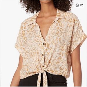 Show Me Your MuMu Tilly Top Leopard Print Button Down Shirt Size XS